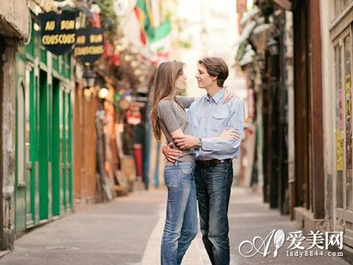 寻找政治靠山的择偶心理