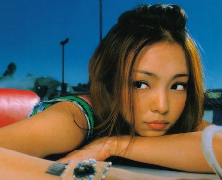 组图:明星发型 日本天后安室奈美惠22款美发(3)