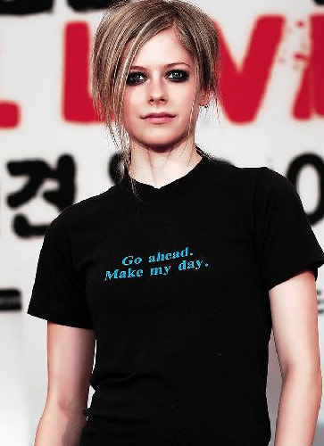 明星美妆跟摇滚精灵艾薇儿学烟熏妆组图7