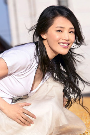 姜女郎孔维:大嘴女孩的唇妆攻略(组图)(8)