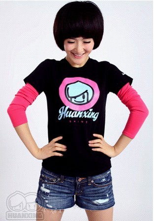 “坡姐”用服装表达“欢型”态度