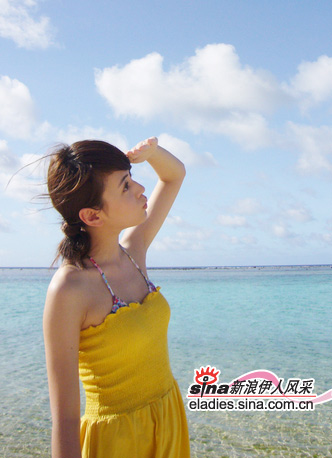 正文   点击图片,进入下一页   蒋雅文(mandy)特别飞关岛拍摄写真集