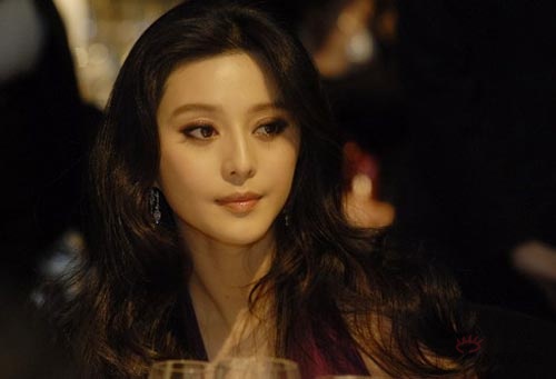 组图:2007芭莎明星慈善夜星光熠熠-范冰冰