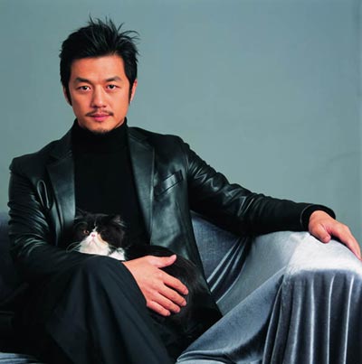 李亚鹏:为爱女多做善事 多关注慈善事业(图)