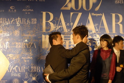 组图:2007芭莎明星慈善夜嘉宾签到-惺惺相吸