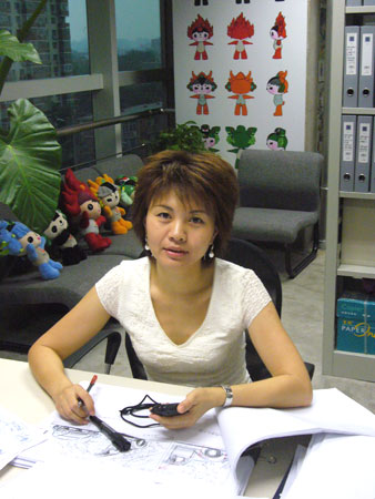 环球女性 盛装奥运 正文  曾伟京 北京电视台动画片导演   2005年11月