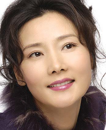 何赛飞:这辈子就谈了一次恋爱(组图)(2)