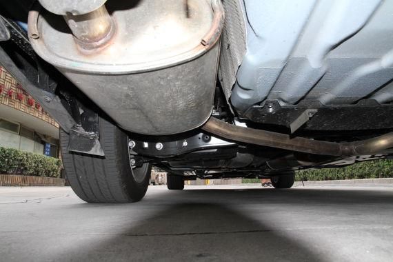 红旗H7与皇冠在底盘方面并不一样