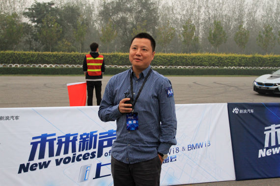 易到用车创始人 CEO 周航