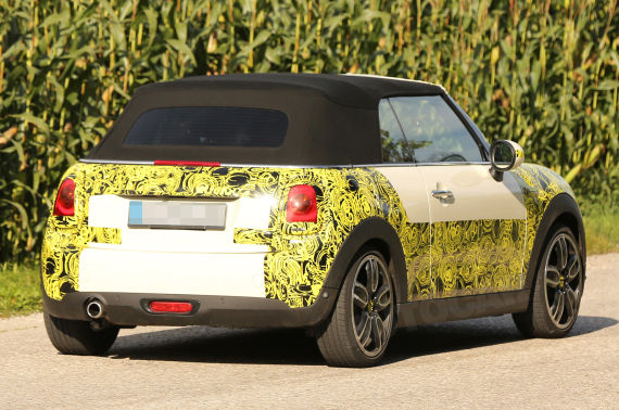 新一代MINI敞篷车路试谍照曝光