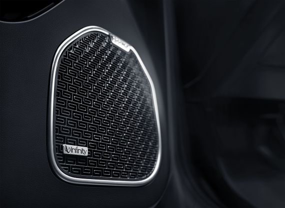 吉利GC9高清内饰曝光 配置丰富实用