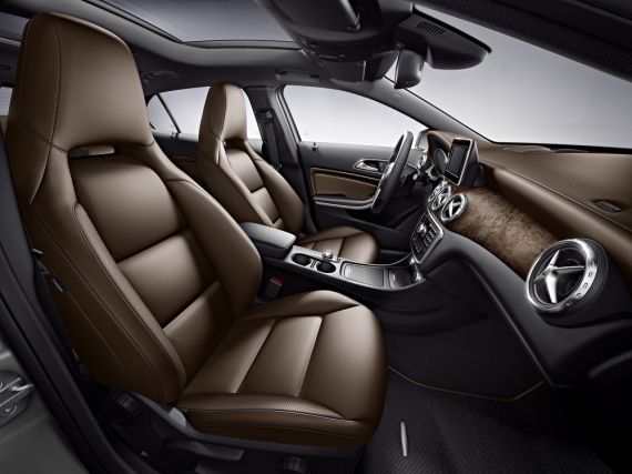 全新梅赛德斯-奔驰GLA SUV