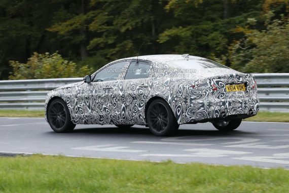 全新捷豹XF最新谍照曝光 或明年底发布