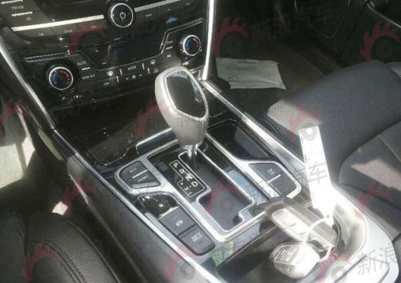 配置解读 吉利GC9无伪谍照实拍曝光