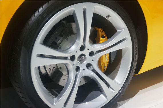 迈凯伦625C中国首发 售价349.8万元起