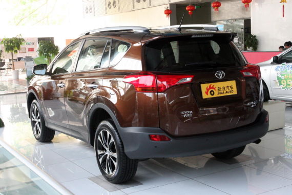 配图为2013款RAV4