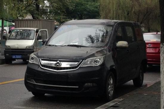 长安全新小型MPV曝光