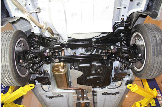 福美来M5挚爱版后悬架结构