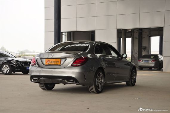 现款奔驰C级长轴距版