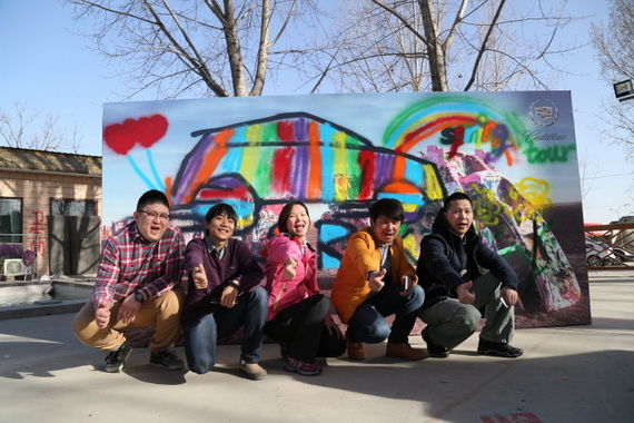 各组展示涂鸦作品