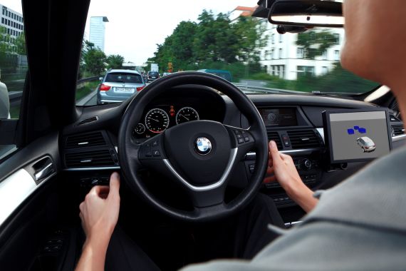 交通拥堵辅助驾驶系统