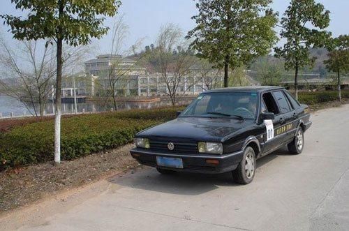 如何加强靠边停车技巧 