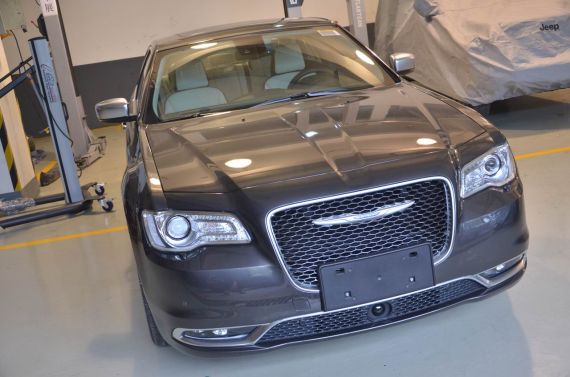 2015款克莱斯勒300C