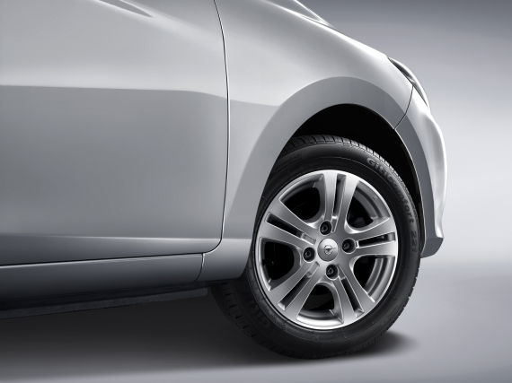 2015款海马M3全新轮毂