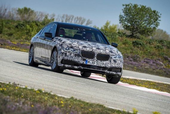 宝马发布新一代7系测试照