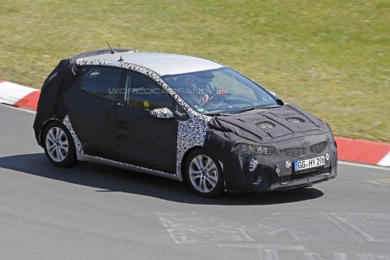 新款起亚cee'd路试谍照曝光