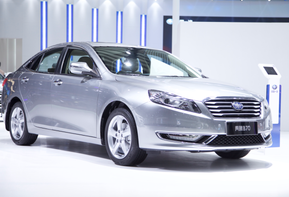 五星安全护航 一汽奔腾闪耀上海车展