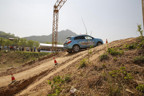 从容通过交叉轴