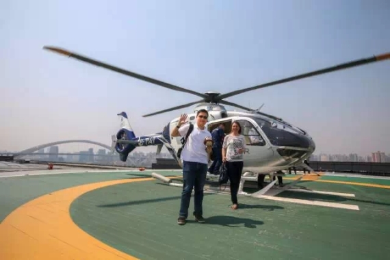 梅赛德斯-奔驰CLS