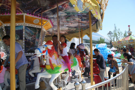 北汽集团举第三届职工“家”年华活动