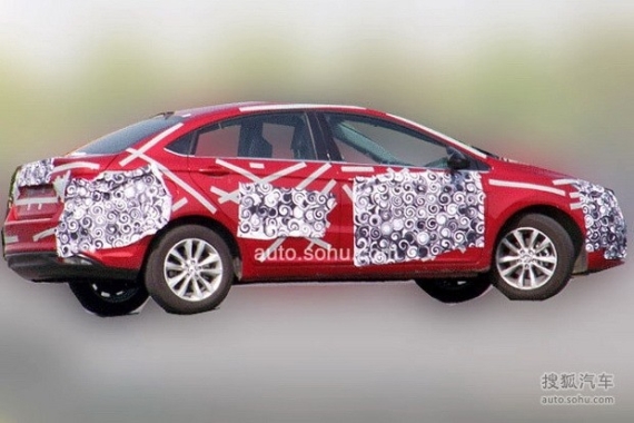 艾瑞泽5量产车型谍照