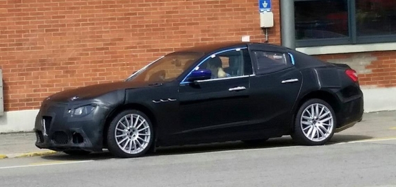 阿尔法-罗密欧全新豪华轿车疑似谍照曝光