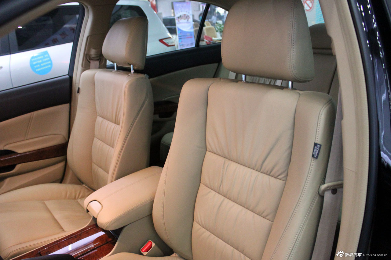 2012款本田雅阁2.0se自动型到店实拍