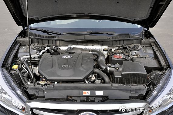 2014款奔腾B90到店实拍