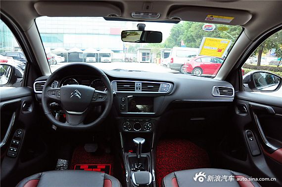 2015款东风雪铁龙 C3-XR 1.6THP 自动旗舰型