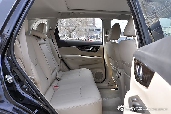 2014款奇骏到店实拍