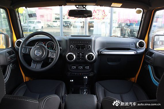 2015款牧马人柴油版到店实拍