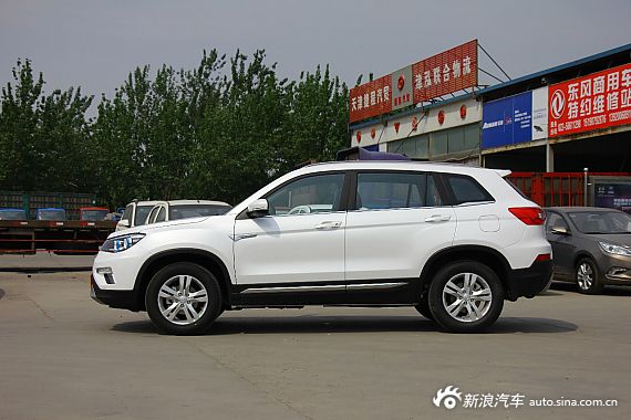 2014款长安CS75 2.0L手动豪华型到店实拍