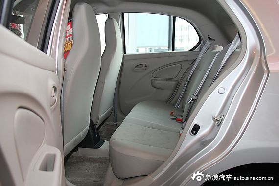 2014款启辰R30 1.2L手动优享版到店实拍