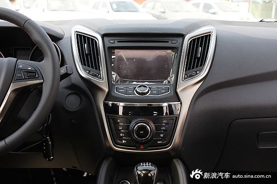 2014款长安CS75 2.0L手动豪华型到店实拍