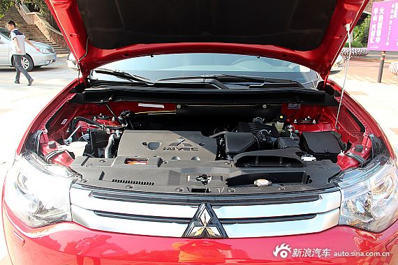 2014款欧蓝德十周年甄红纪念版到店实拍