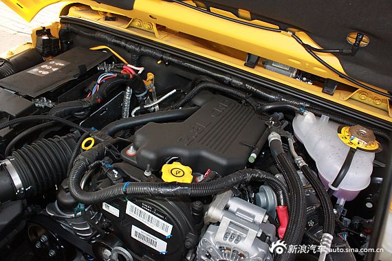 2015款牧马人柴油版到店实拍