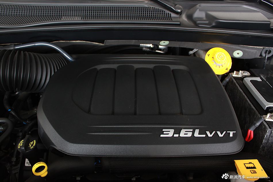 2013款克莱斯勒大捷龙到店实拍