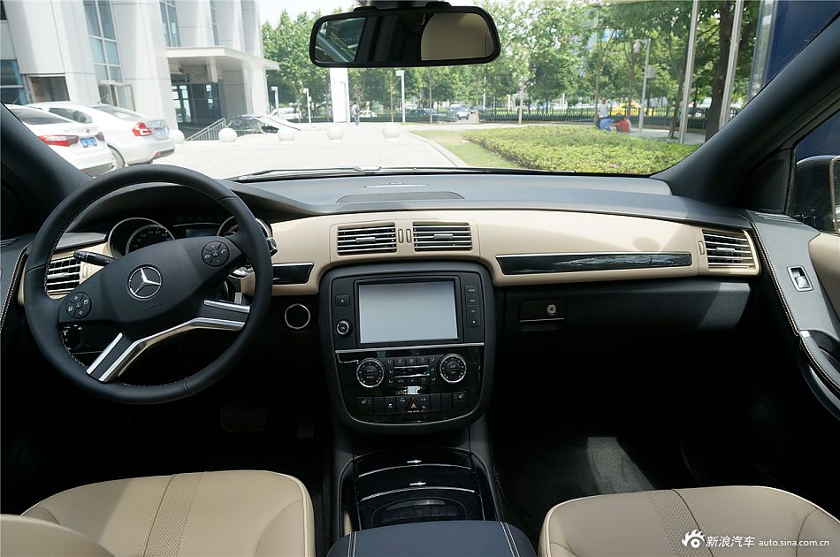 2014款奔驰R320到店实拍