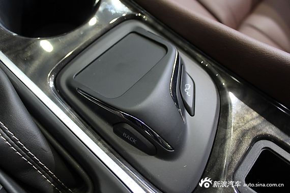 2014款昂科威2.0T自动全能运动旗舰型 到店实拍