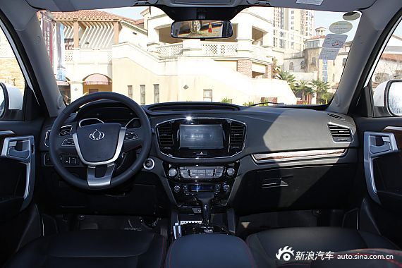 2015款吉利GX7 2.0L运动版自动尊贵型